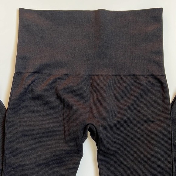 SPANX black look at me now seamless leggings M - Picture 5 of 9